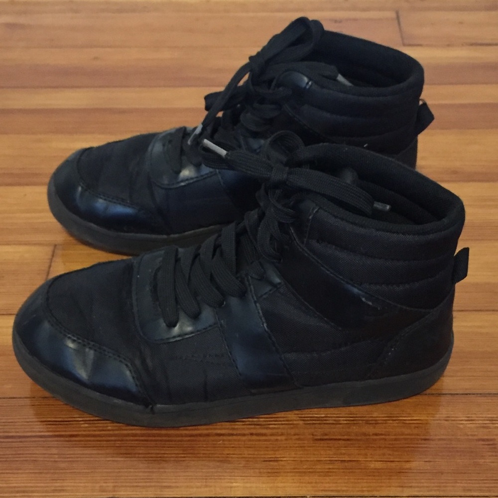 Gap Hi-Top Sneakers - Picture 3 of 6